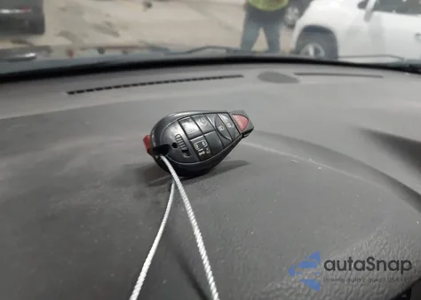 2013 Chrysler Town & Country Touring z USA, uszkodzony, nr VIN 2C4RC1BG7DR743524